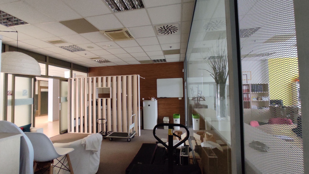 Lukratívny svetlý priestor s preskleným výkladom, Vienna Gate, Kopčianska-Petržalka