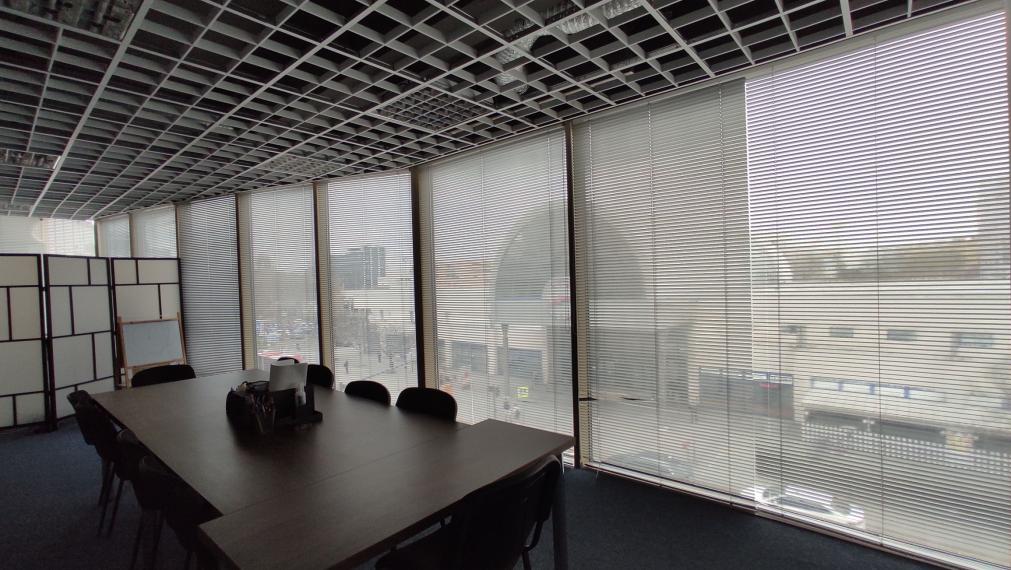 Reprezentatívny priestor 232,96m2 s presklenými výkladmi, Vienna Gate, Kopčianska-Petržalka