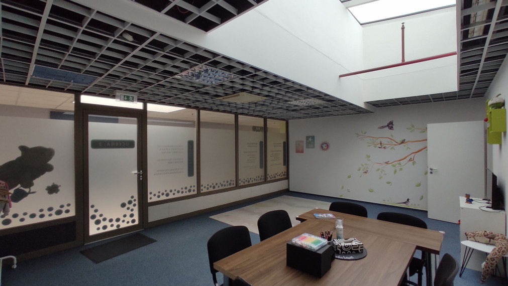 Reprezentatívny priestor 232,96m2 s presklenými výkladmi, Vienna Gate, Kopčianska-Petržalka