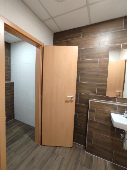 Obchodno-administratívny priestor 96,38m2 s výkladom do átria objektu, Vienna Gate, Kopčianska-Petržalka