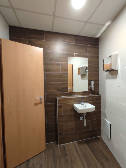 Obchodno-administratívny priestor 96,38m2 s výkladom do átria objektu, Vienna Gate, Kopčianska-Petržalka