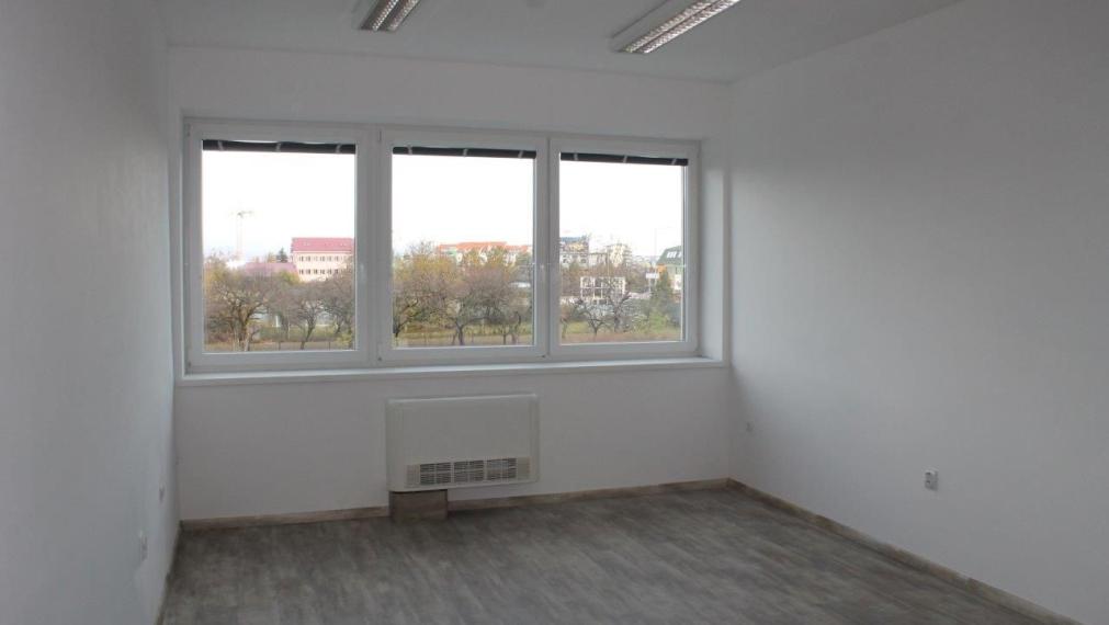 Kancelárske priestory 314m2 s možnosťou delenia, Ulica Svornosti