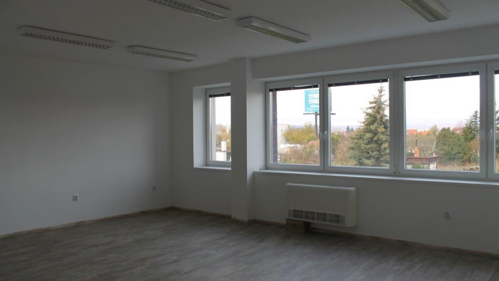 Kancelárske priestory 314m2 s možnosťou delenia, Ulica Svornosti