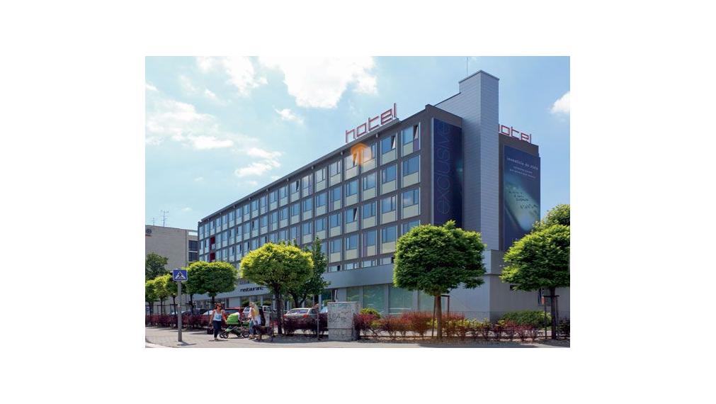 Lukratívny 145m2 obchodný priestor/showroom s výkladmi do frekventovanej ulice, s parkovaním GRÁTIS! Bajkalská-Ružinov