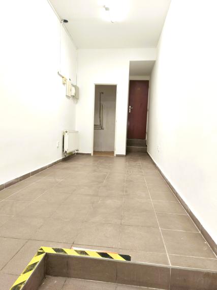 Lukratívny obchodný priestor na prenájom - Bratislava I