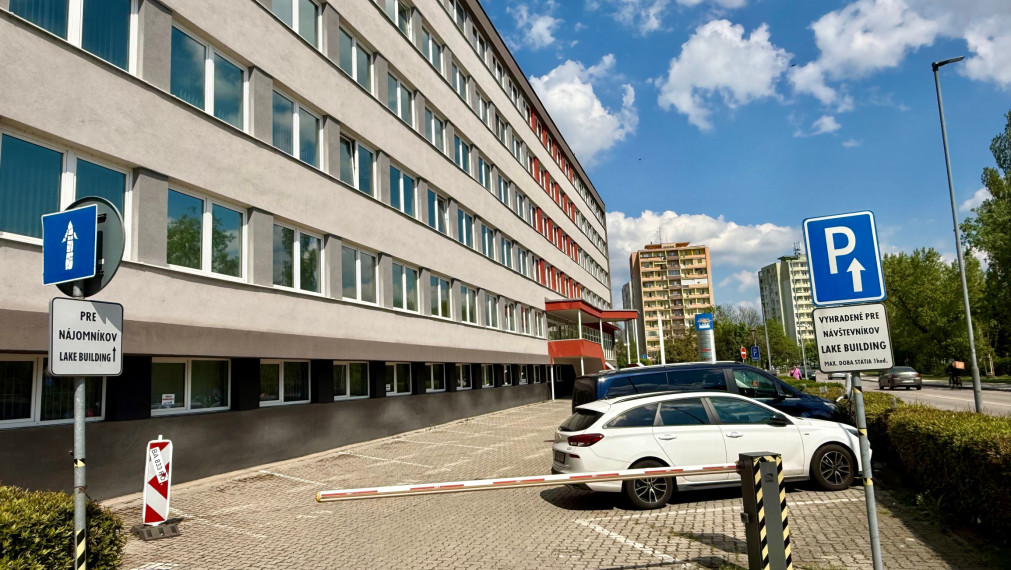 Prenájom reprezentatívnych kancelárskych priestorov, výhľad priamo na Štrkovec, Bratislava II TOP