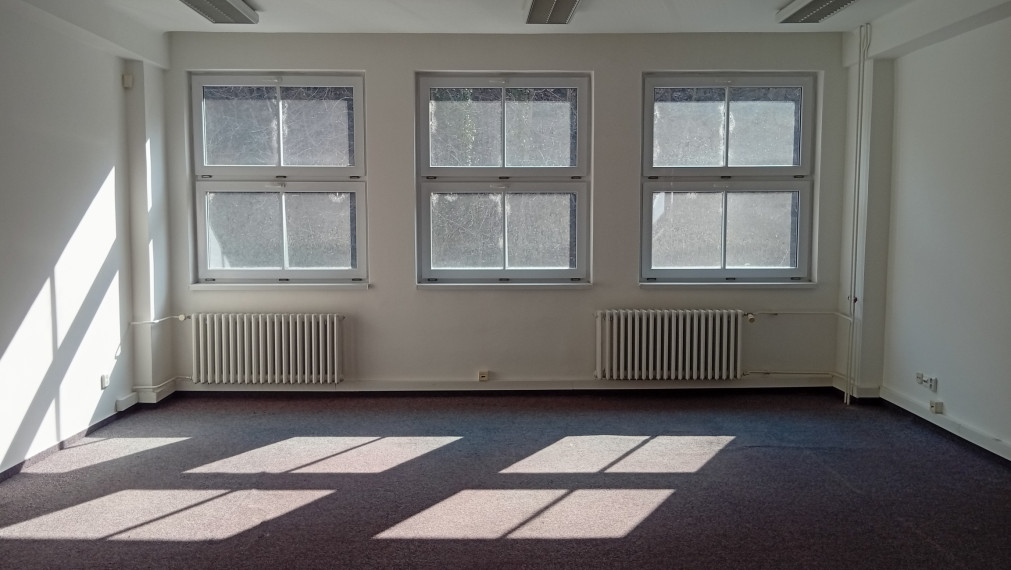 122m2 Administratívne priestory na PRENÁJOM, Trenčín-širšie centrum