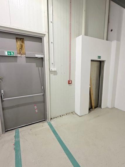 815 m² obchodný priestor na prenájom v etablovanom obchodnom centre na Pestovateľskej ulici v Bratislave, napojenie na D1 smer Žilina