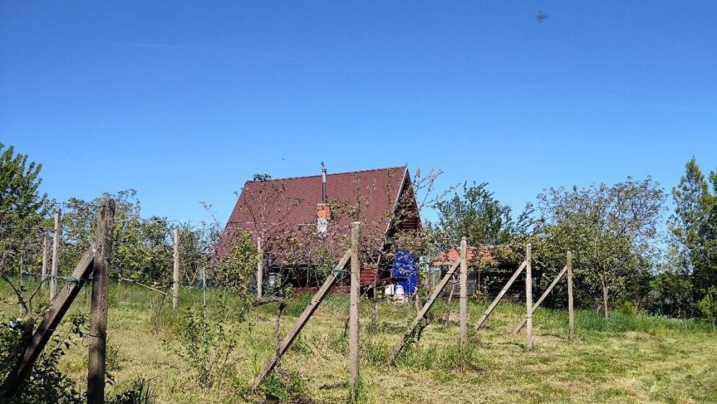 Na predaj krásna rekreačna záhradu o výmere 2169m², Pezinok