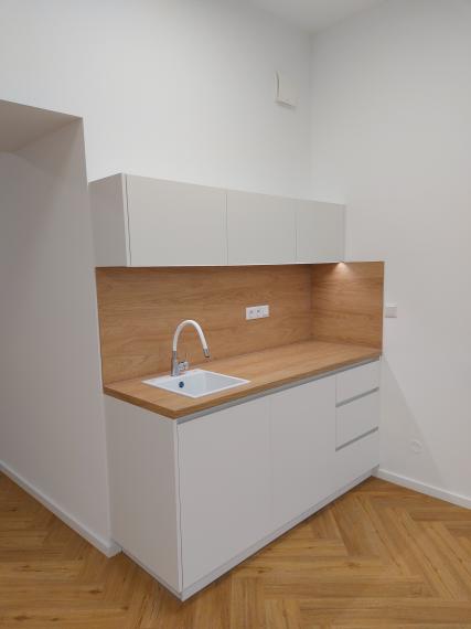 Exkluzívne administratívne priestory na prenájom,  vhodné aj na služby, 65 m2, Trenčín – Centrum