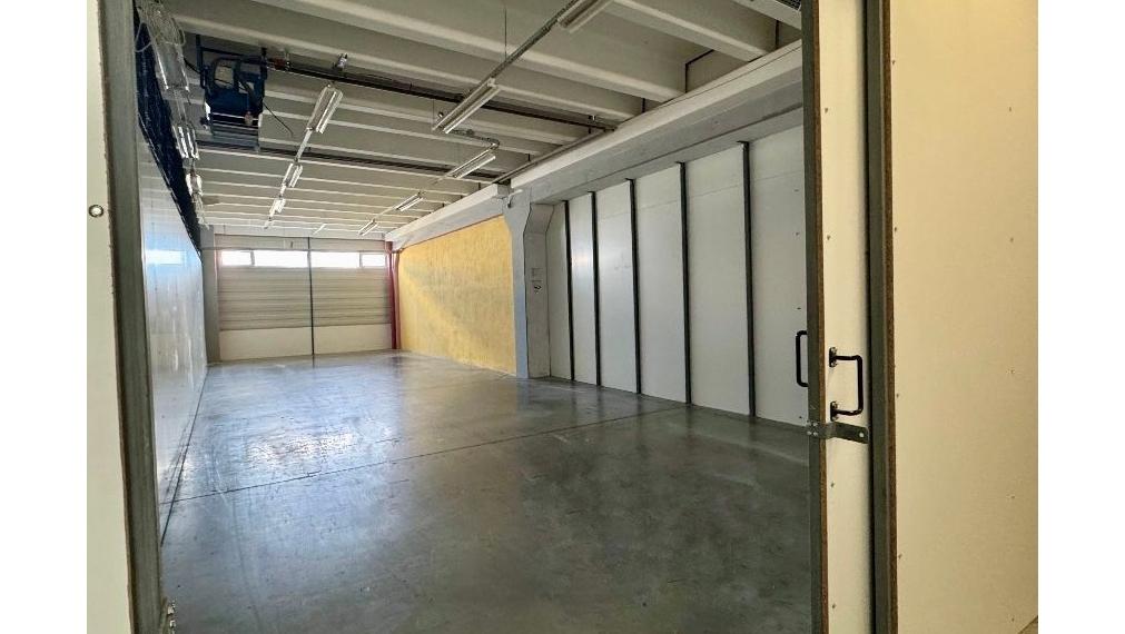 Na prenájom sklady, kancelárie, Showroom - predajňa, 100m2, Bratislava III TOP