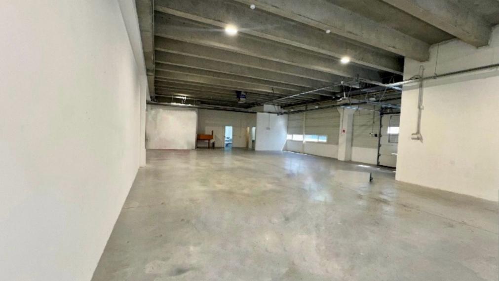 Na prenájom sklady, showroom - predajňa, 190m2, Bratislava III TOP