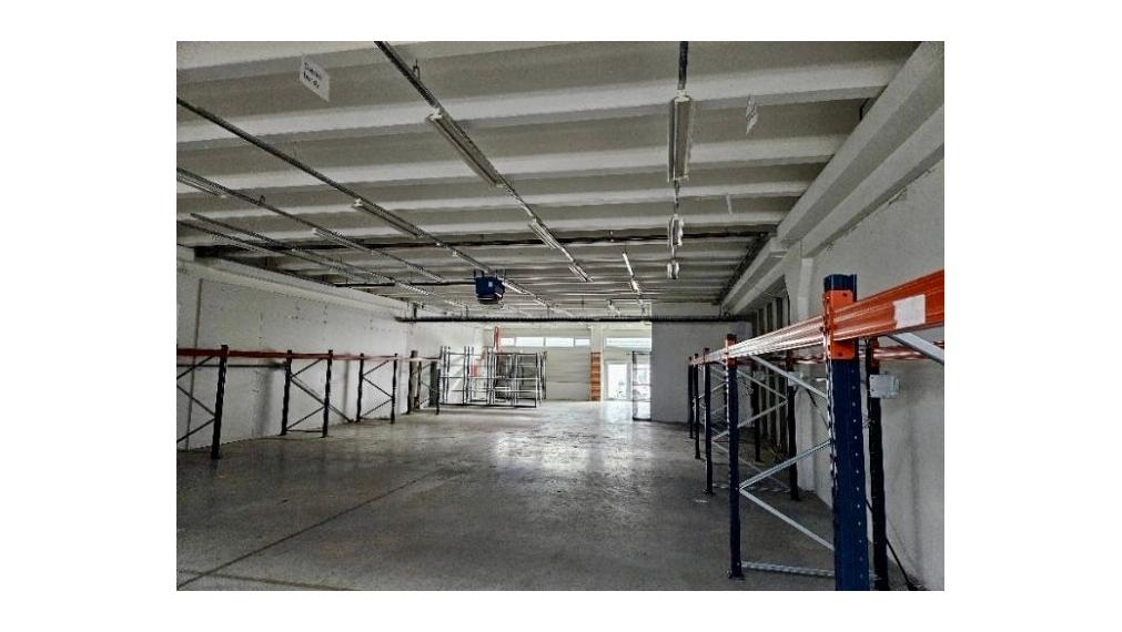 Na prenájom sklady, kancelárie, Showroom - predajňa, 270m2, Bratislava III TOP