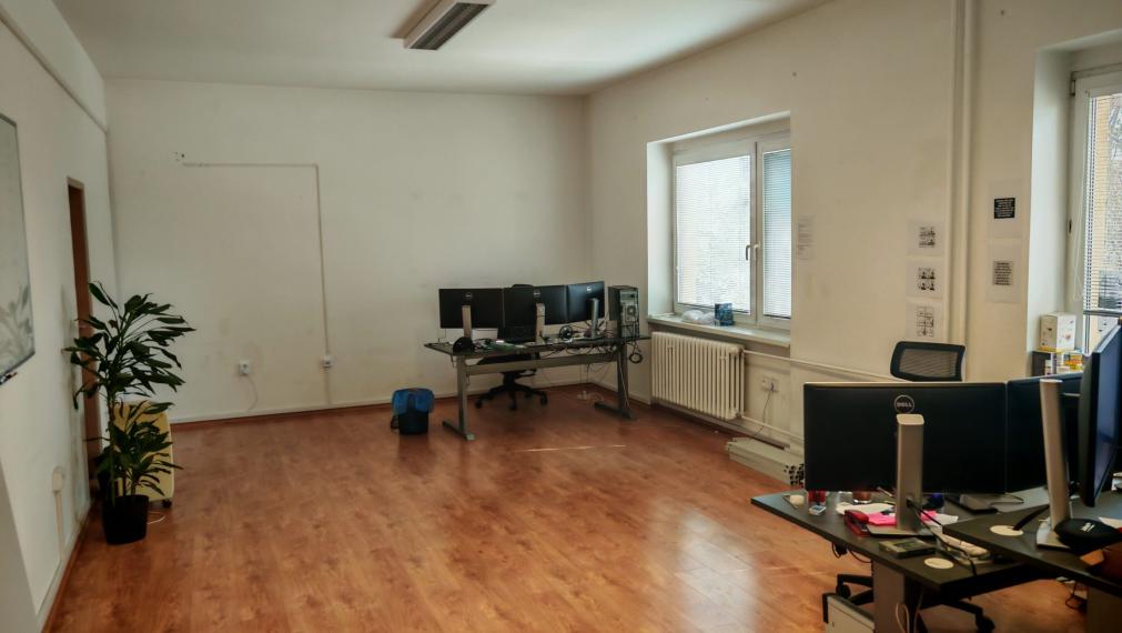 Na prenájom kancelárske priestory - 40m2 + 20m2 + parkovanie, Bratislavská ulica, Trnava