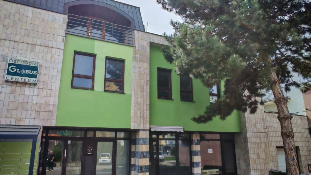 Na predaj exkluzívne viacúčelové obchodno-administratívne centrum, Trnava