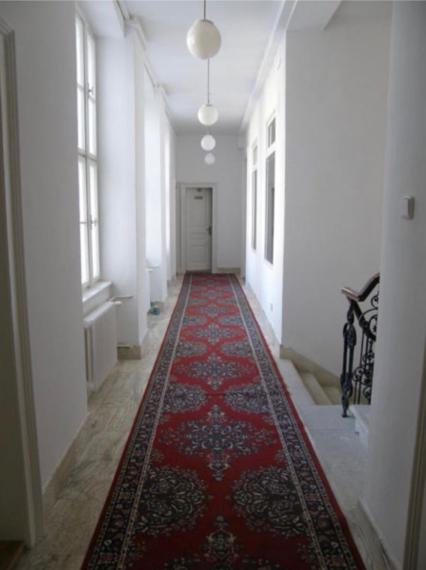 Prenájom kancelárie v historickej budove – Bratislava I, TOP