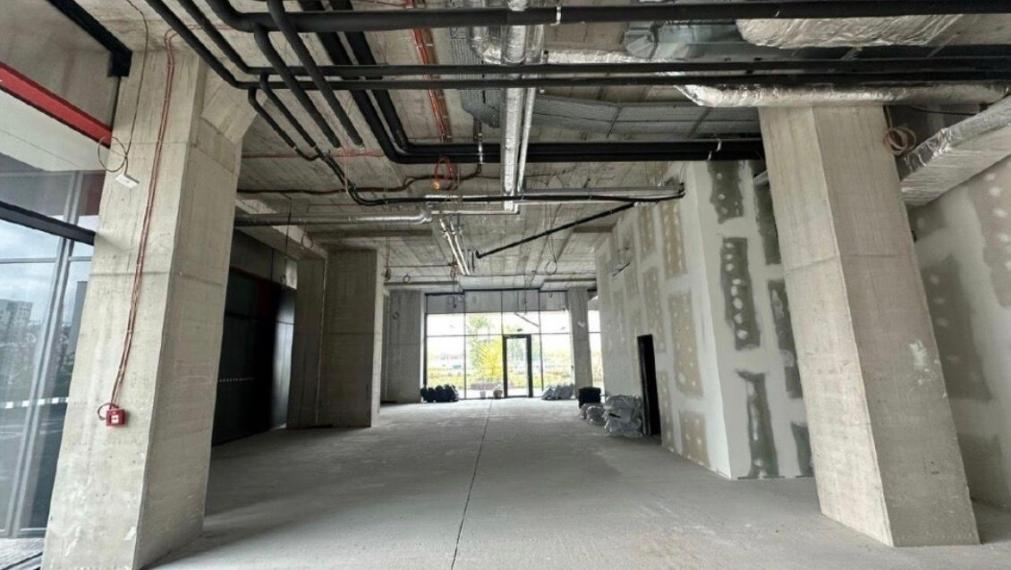 Na prenájom atraktívny komerčný priestor s výmerou 324 m2 v modernej novostavbe, BA II TOP