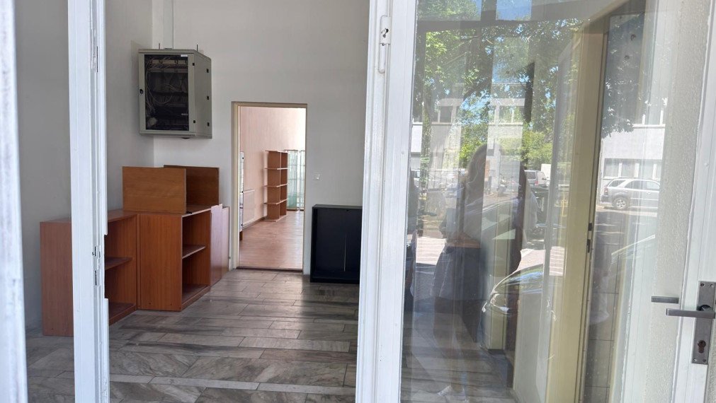 Na prenájom kvalitný obchodný priestor s výmerou 138 m² na ul. Hattalova
