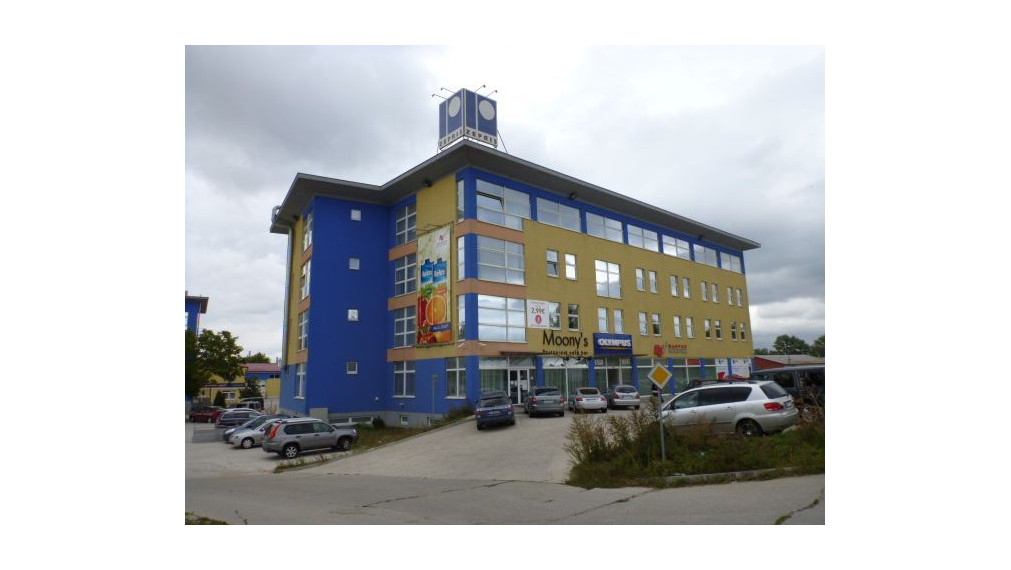 54m2 kancelársky priestor, Slovnaftská