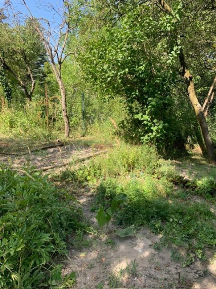 Predaj slnečnej záhrady, 330 m² – Agátová, Bratislava – Dúbravka