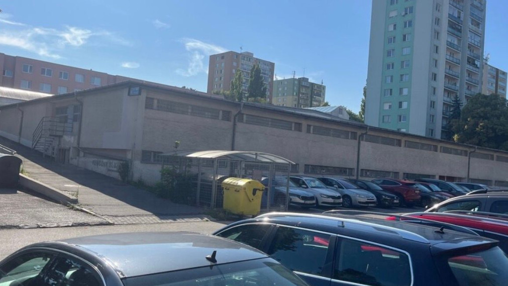 Na predaj garáž s výmerou 17,25 m2, nachádzajúcu sa v hromadnej garáži - Bratislava IV