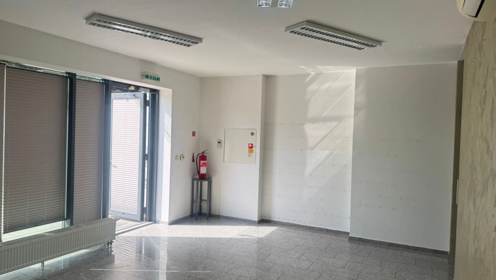 Na predaj priestranný obchodný priestor s výmerou 135,52 m2 v modernom projekte Eden Park