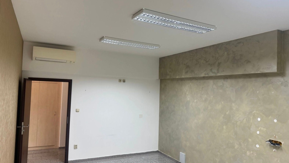 Na predaj priestranný obchodný priestor s výmerou 135,52 m2 v modernom projekte Eden Park