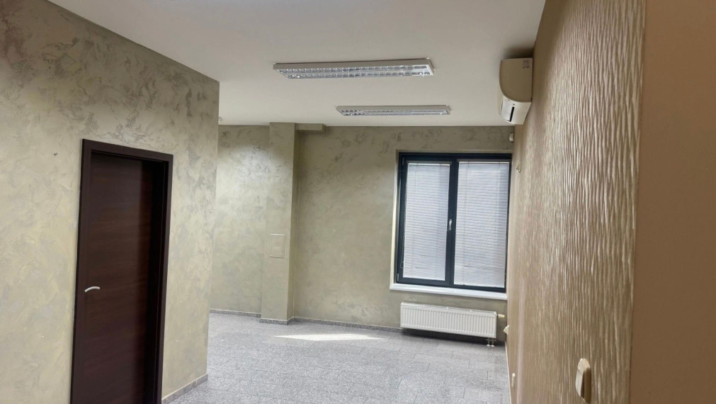 Na predaj priestranný obchodný priestor s výmerou 135,52 m2 v modernom projekte Eden Park