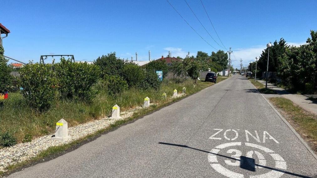 Developerský pozemok v Miloslavove na predaj – 4 205 m² 