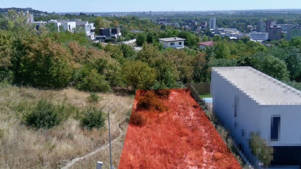 Na predaj stavebný pozemok s výnimočnou polohou v Bratislave – Karlovej Vsi, TOP