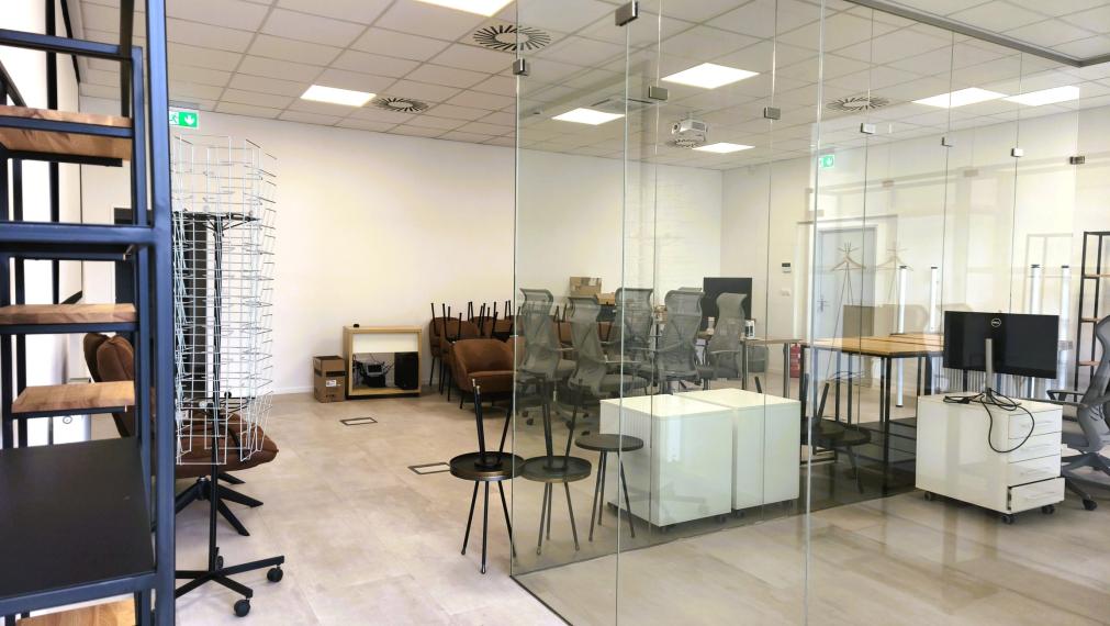 Na prenájom moderný obchodno / skladový priestor v modernom polyfunkčnom areáli, Bratislava II TOP