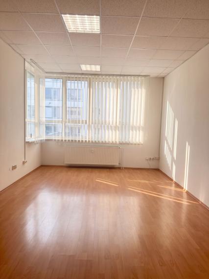 Na predaj je veľkorysý komerčný priestor s výmerou 600 m² 