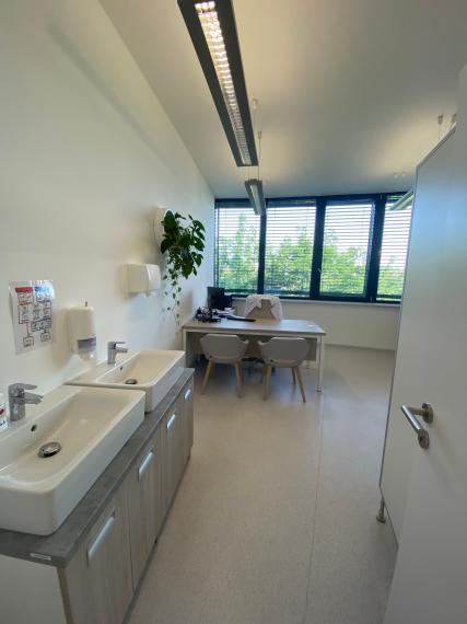 Priestory pre kliniku 295m2, so zdravotníckym štandardom, Petržalka