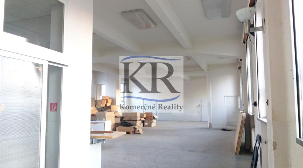 335 m2 - Sklad na PRENÁJOM, Nové Mesto n. Váhom