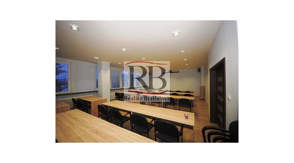 Kancelarie na prenájom, Drevárska, Pezinok