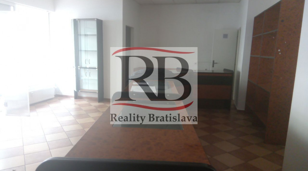 Obchodný priestor na prenájom, Krížna - Bratislava I