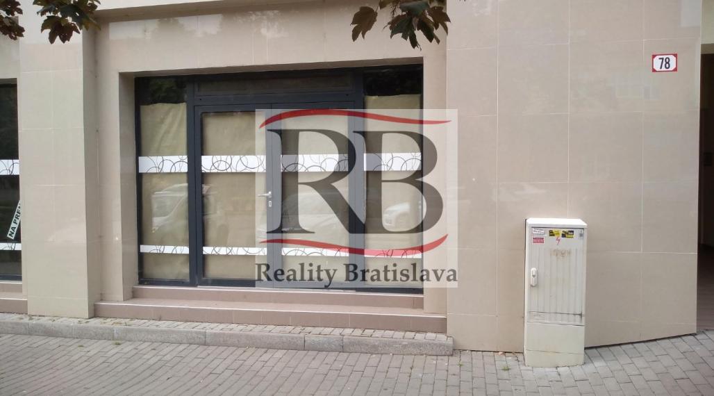 Nový nebytový priestor na lukratívnom mieste v Senci