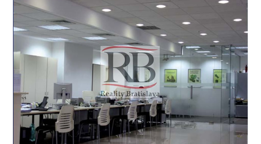 Nová kanc. priestory v centre, výborná dostupnosť, 200 m2