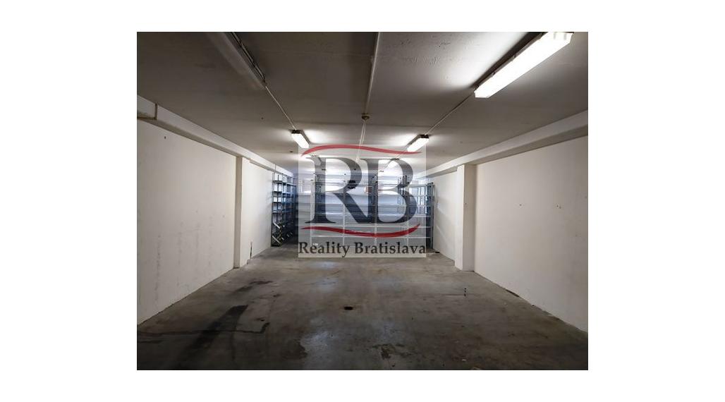 Skladový priestor na prenájom, BA-Ružinov