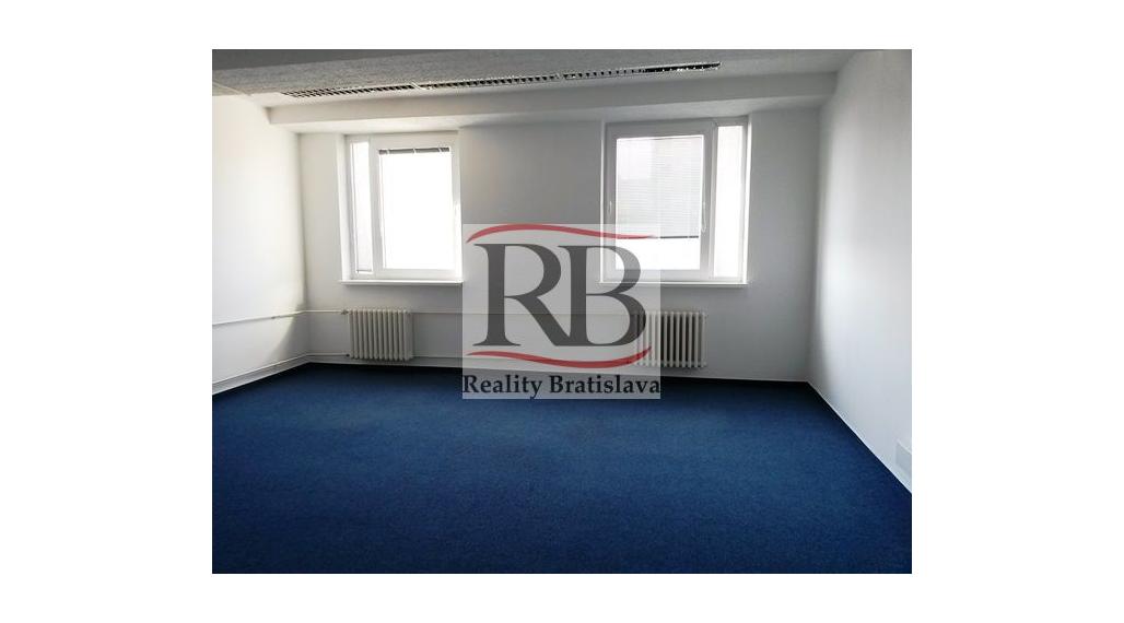 Na prenájom kancelársky priestor na Karloveskej ulici v Karlovej Vsi, 32,9m2