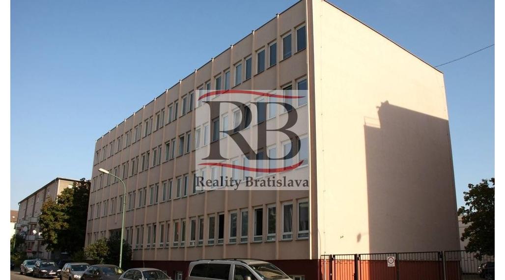 Kancelárske priestory, Pluhová, Bratislava III