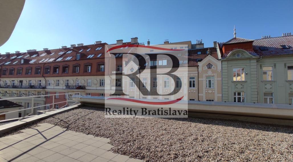 Moderné administratívne priestory s terasou - Palisády, 250 m2