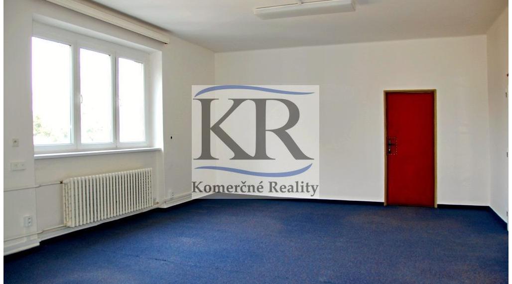 kancelárske priestory v  budove na Sihoti ,Trenčín