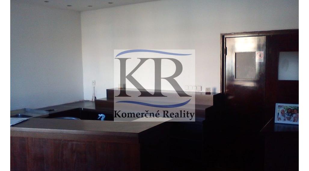 Na prenájom dom na obchodné účely, Nitra