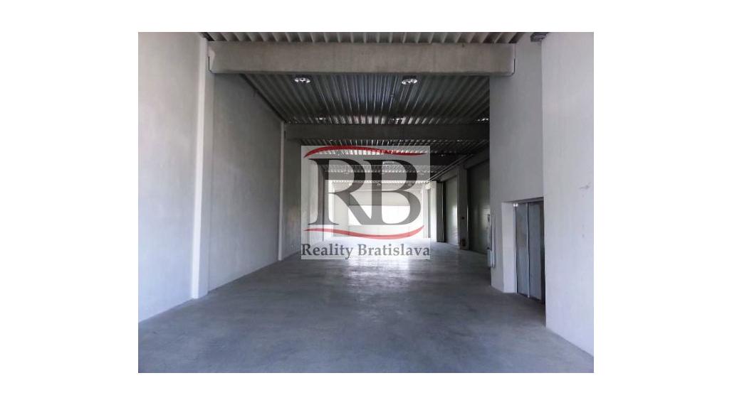 Skladový priestor 405m² v Golden City na prenájom