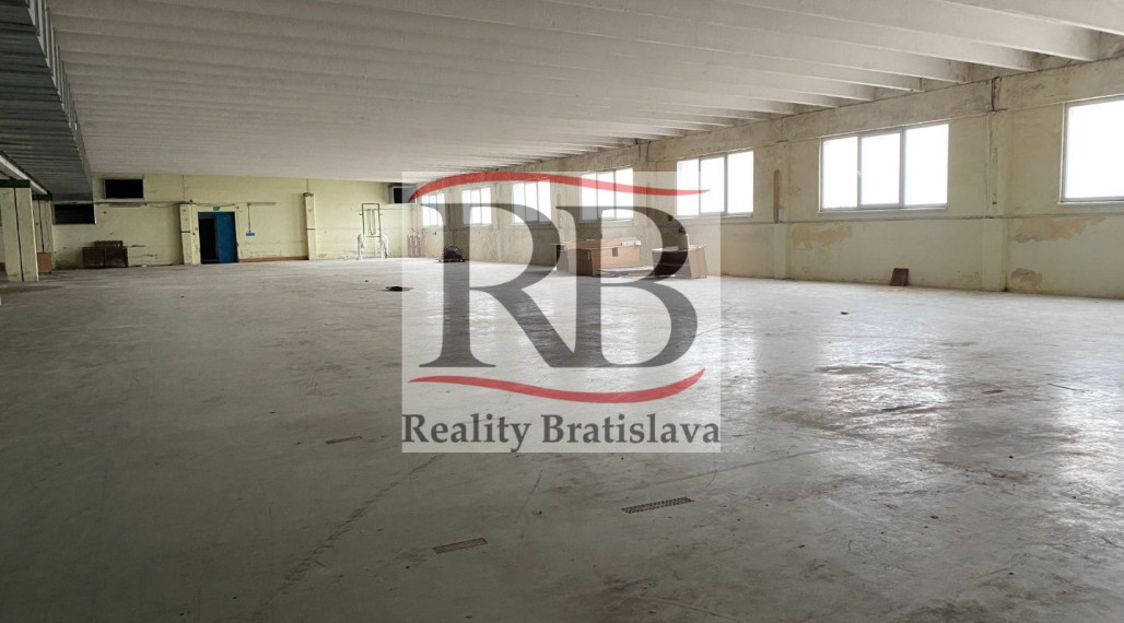 Skladovo – výrobný areál Kúty, Továrenská ulica