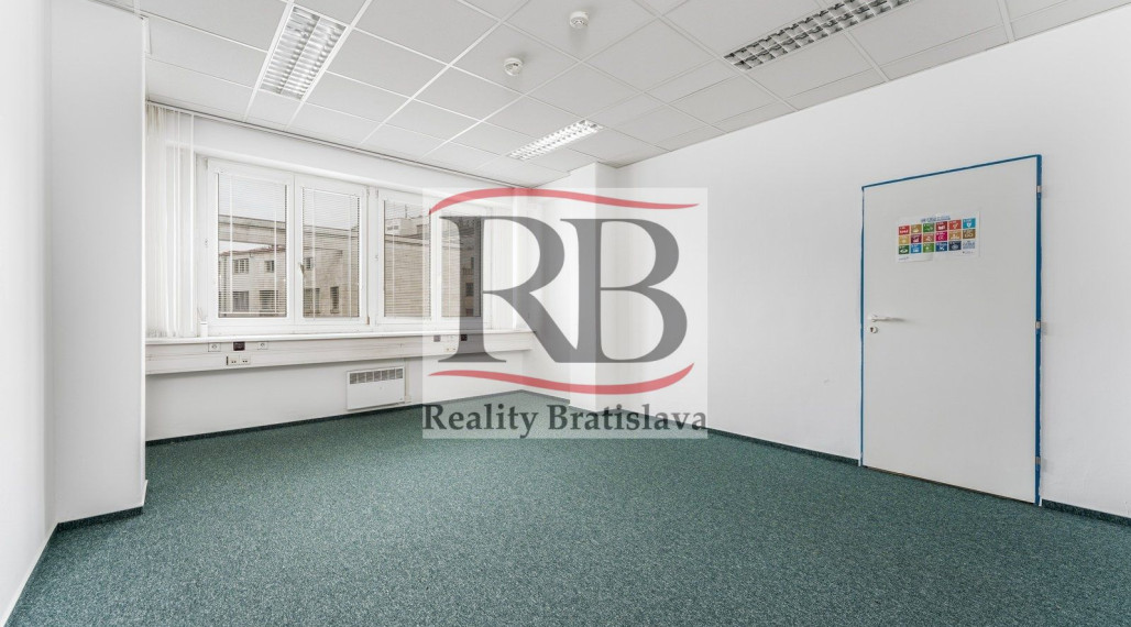 Kancelárske priestory v centre Starého Mesta, Štúrova ulica-Luxor TOP