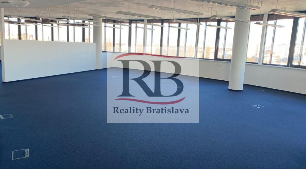 Administratívne priestory vysokého štandardu v tesnej blízkosti ŽST Petržalka