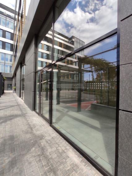 Obchodné priestory vhodné na showroom či predajňu v projekte EINPARK, Einsteinova-Petržalka