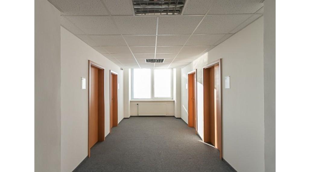 Na prenájom - Kancelársky priestor 17m2, ul.  Bárdošova, Bratislava III